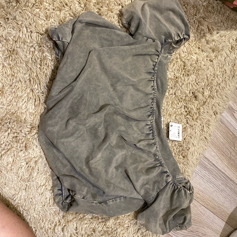 NWT Free People cropped bubble hem off shoulder top in khaki